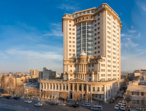 هتل گلدن پالاس ( قصر طلایی ) مشهد